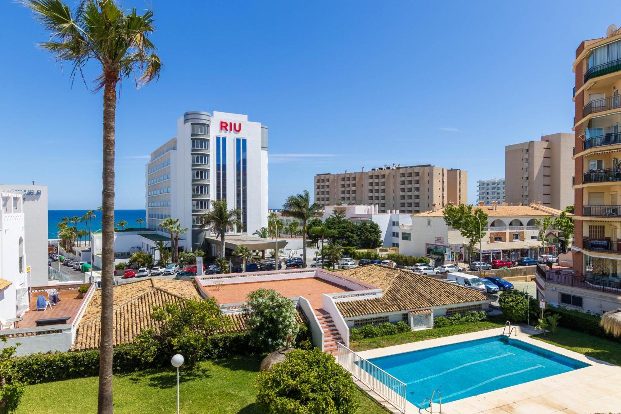 Erisa 52 By Ivi Real Estate Apartment Torremolinos Luaran gambar