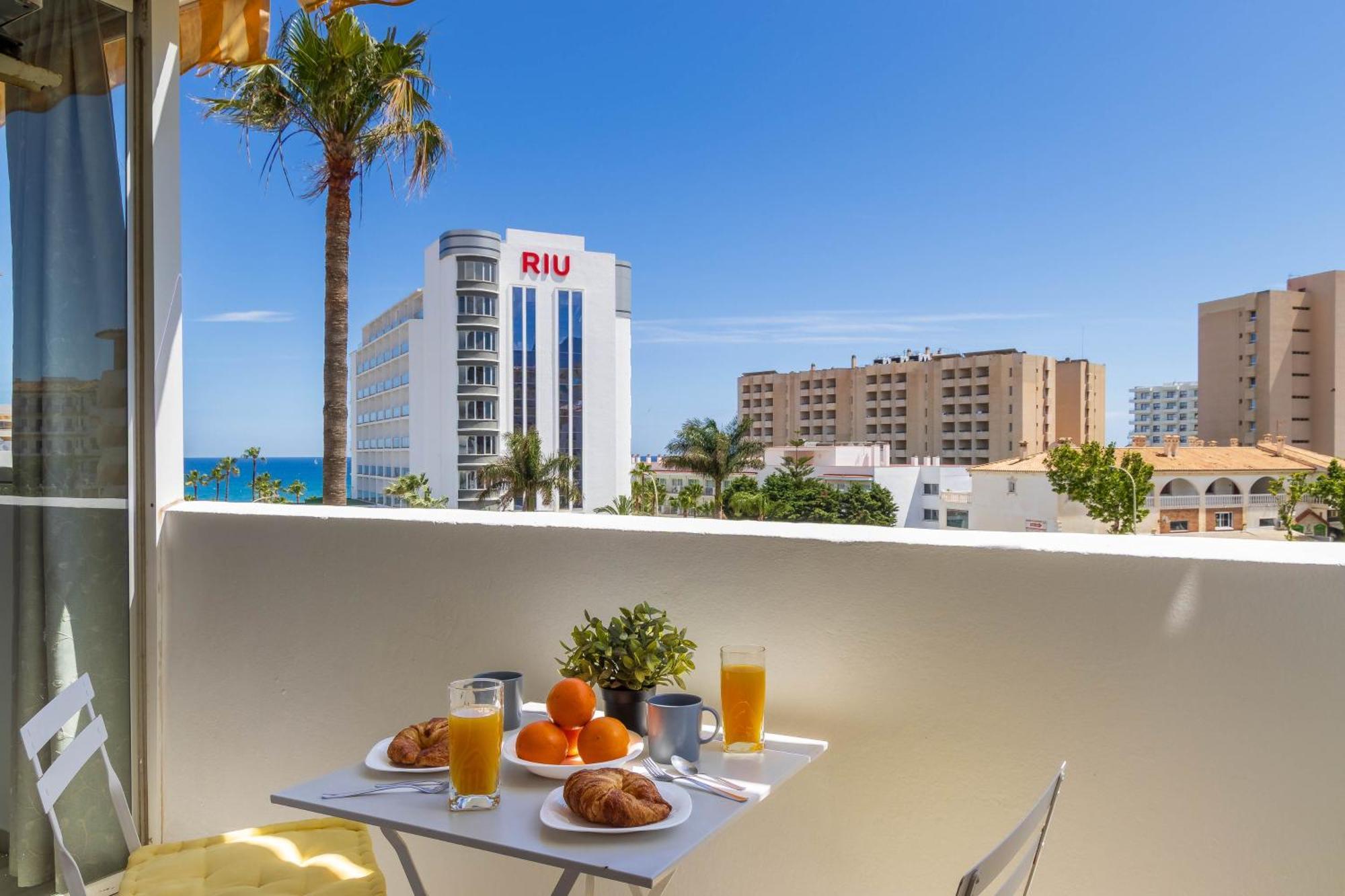 Erisa 52 By Ivi Real Estate Apartment Torremolinos Luaran gambar